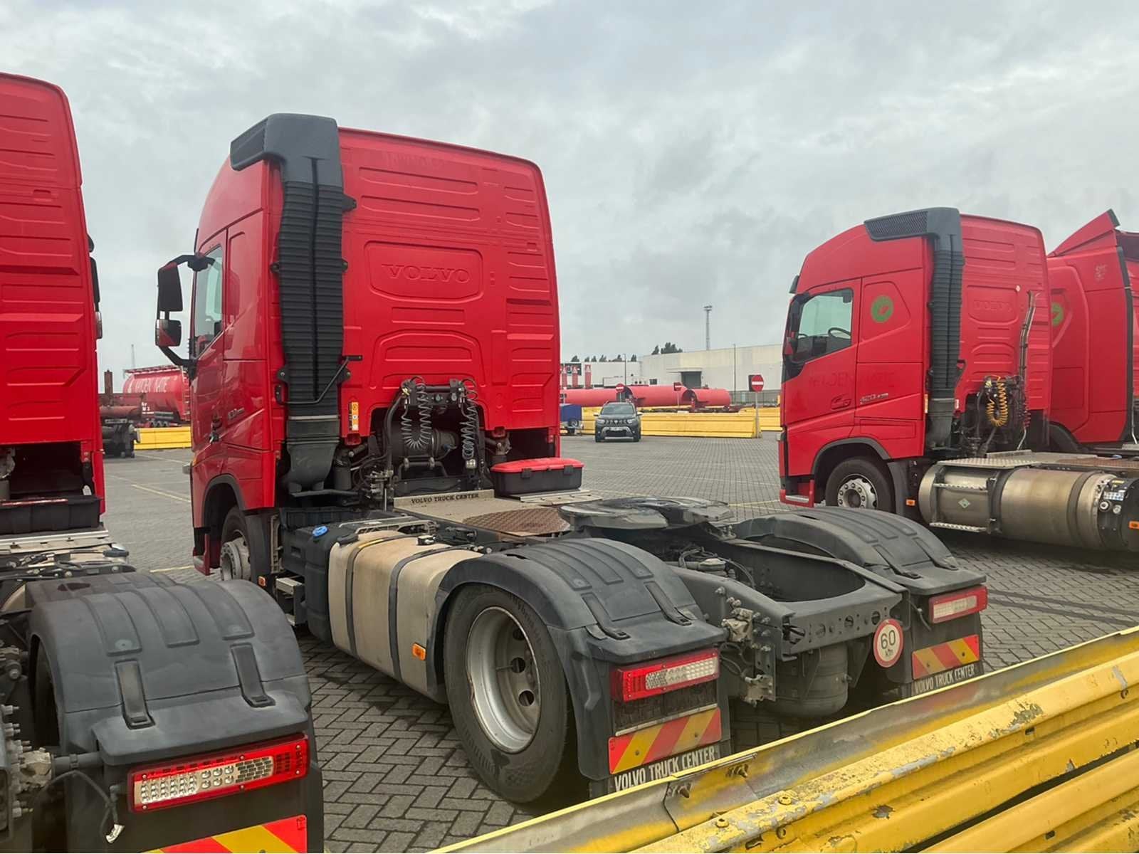 Unité tractrice Volvo FH TR4x2 2019 (74113-828), Autos, Camions, Achat, Euro 6, Entreprise, Autres carburants