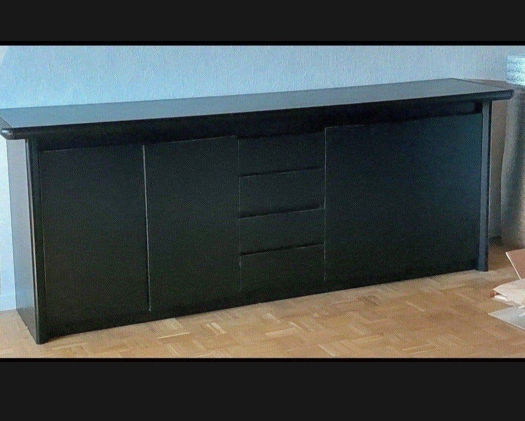 Commode, Enlèvement