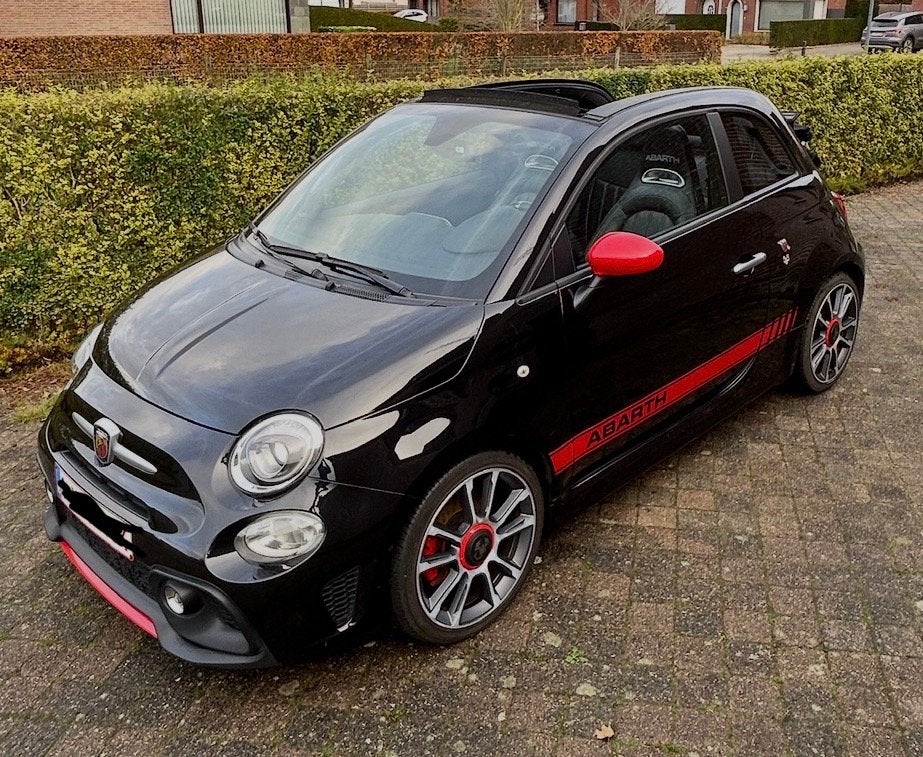 Abarth 595 cabrio turismo te koop, Auto's, Abarth, Voorwielaandrijving, Zwart, Cabriolet, Zwart
