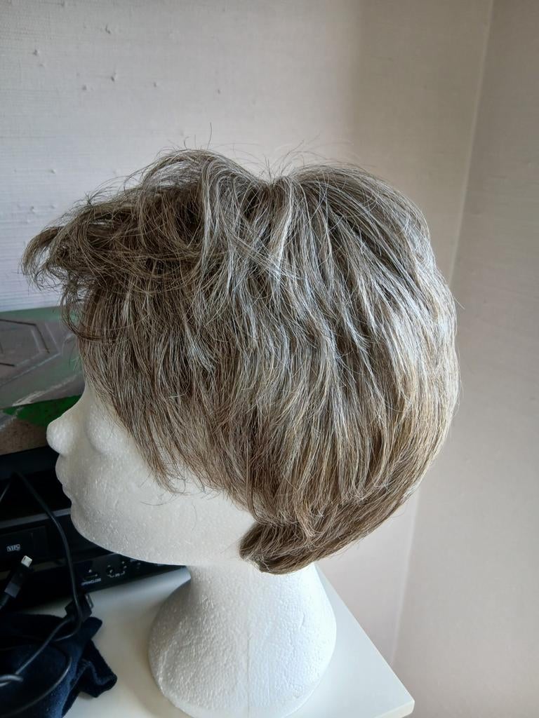 Gabor synthétique de taille moyenne, nouveau !, Enlèvement ou Envoi, Neuf, Perruque ou Extension de cheveux