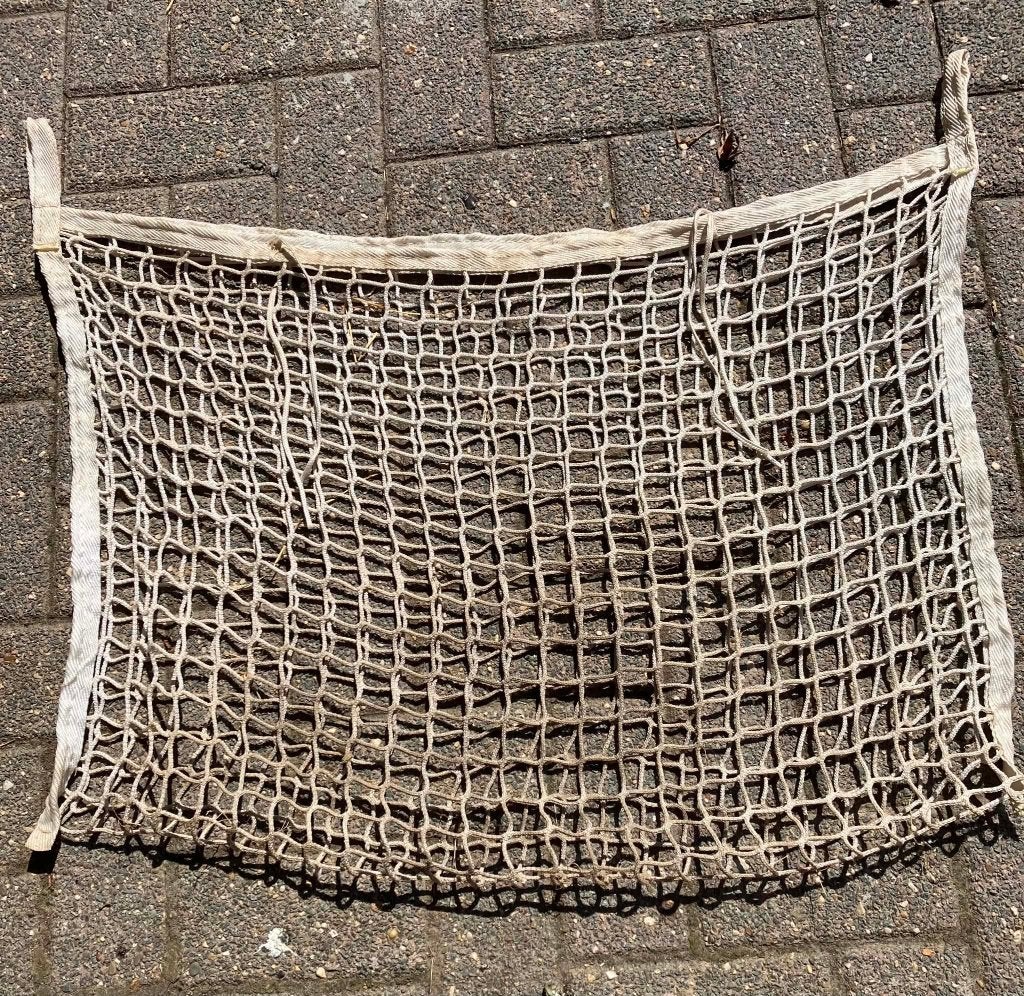 Hooinet, Dieren en Toebehoren