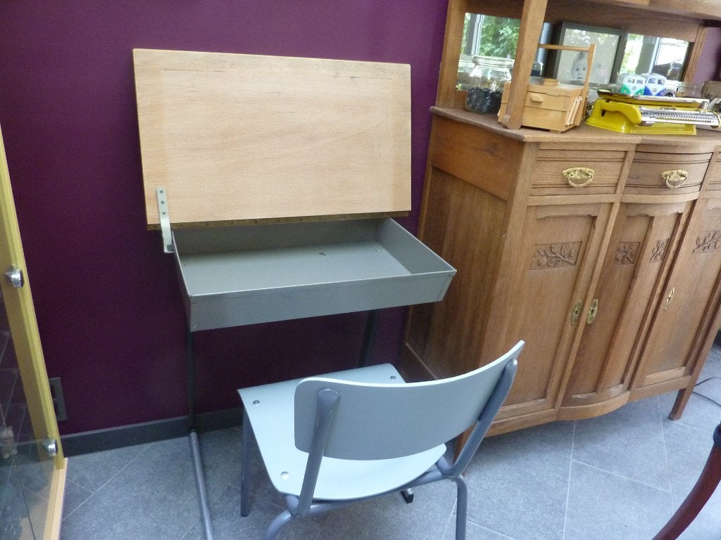 schoollessenaartje met stoel, Ophalen