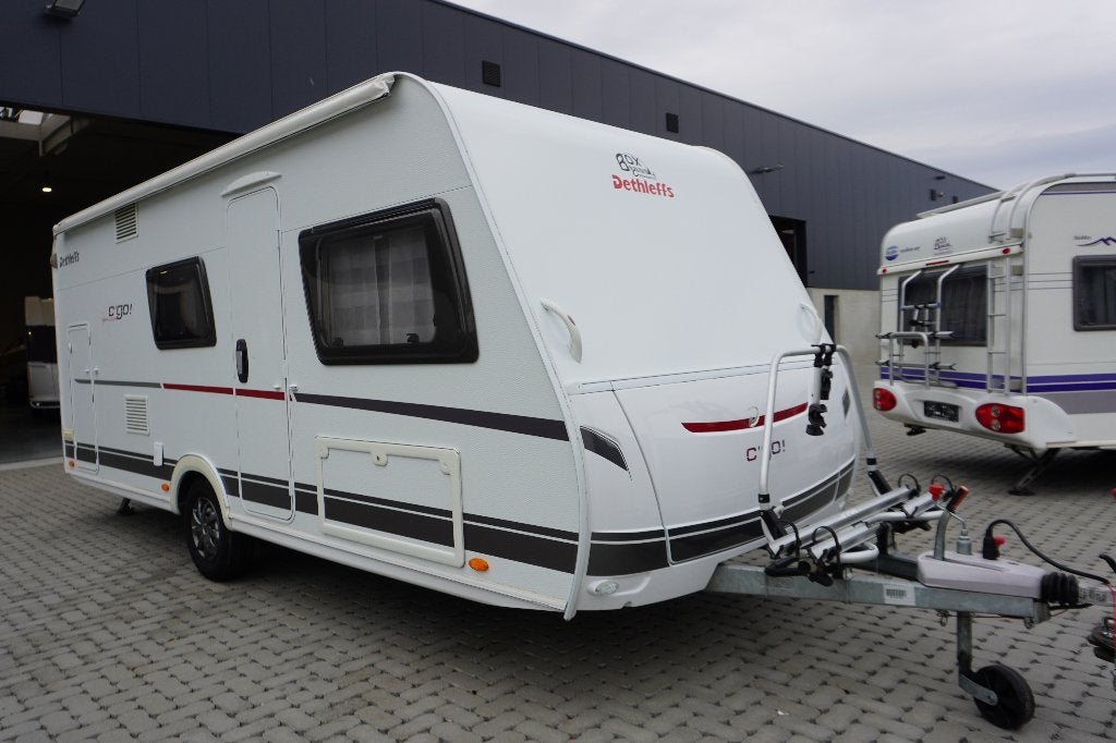 Magnifiques Dethleffs pour 6 pers.avec auvent, porte-vélos, Caravanes & Camping, Entreprise, Jusqu'à 6, Lit transversal, Dethleffs