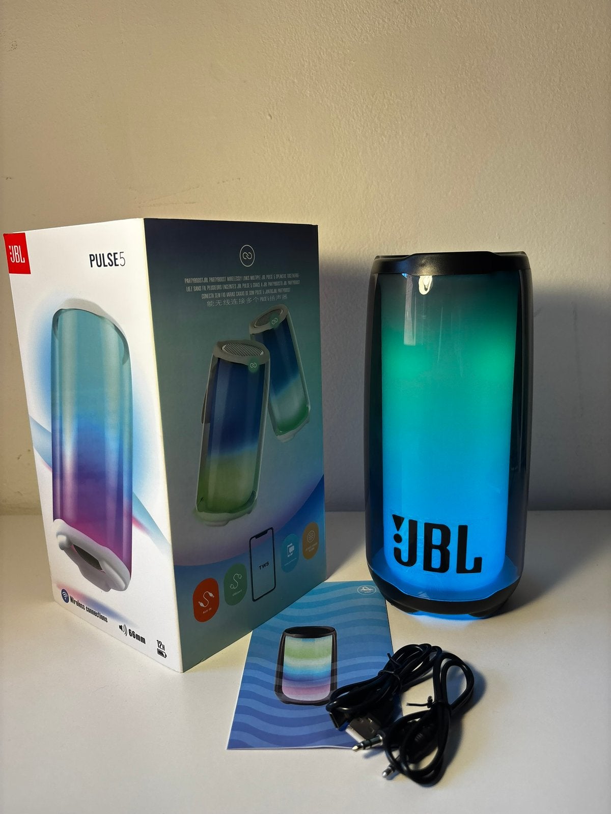 NIEUW JBL Pulse 5 Te Koop, Audio, Tv en Foto, Luidsprekerboxen, JBL, Inclusief kabels, Party speaker, Nieuw