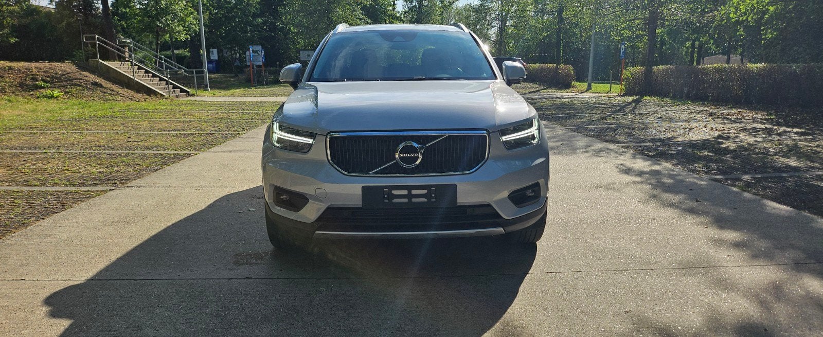 Volvo XC40 1.5 Benzine T2 Automaat Bj.2020 Met 101.000 Km., Auto's, Stof, Euro 6, Overige kleuren, Bi-Xenon koplampen