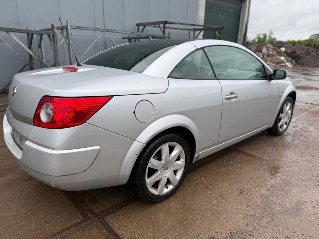 Renault Megane 2.0 Benzine - 2008 - 175.000 km - rijdt top!, Auto's, Bedrijf, Te koop, Benzine