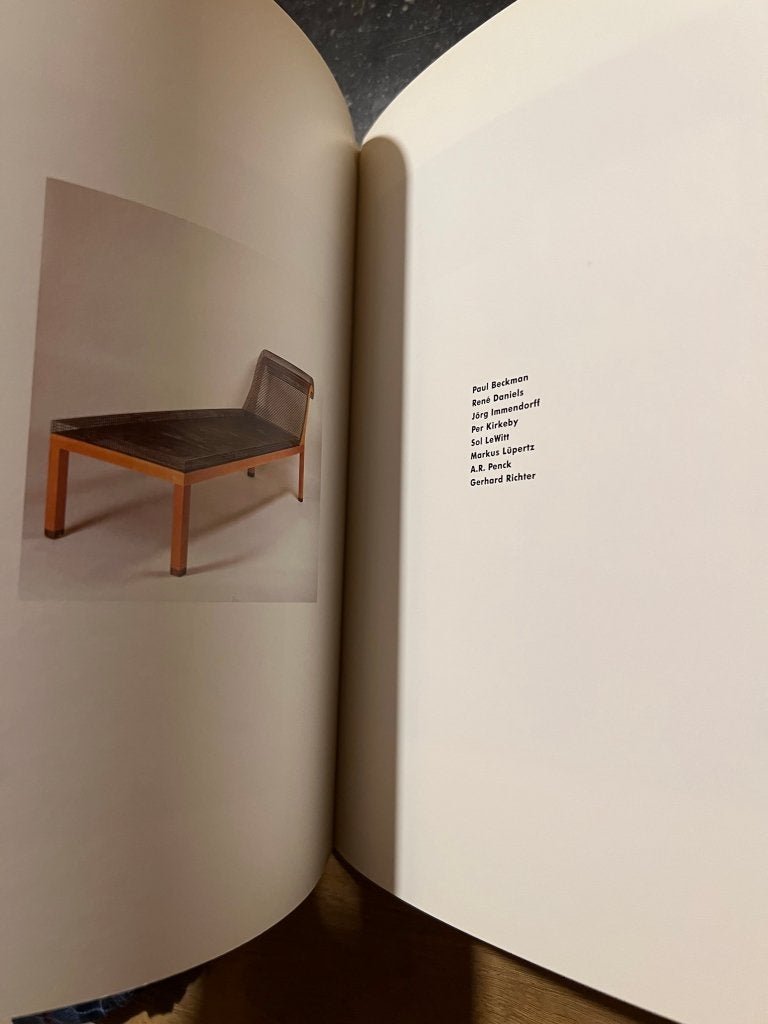 Het meubel verbeeld / Furniture as art *Kunstboek*, Ophalen of Verzenden, Zo goed als nieuw, Overige onderwerpen