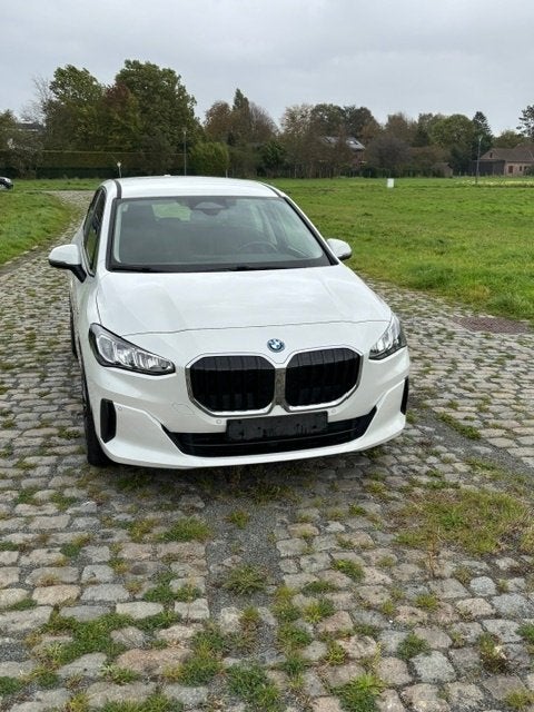BMW 225 e XDrive Active Tourer, Auto's, Dealer onderhouden, Wit, Te koop, 1499 cc