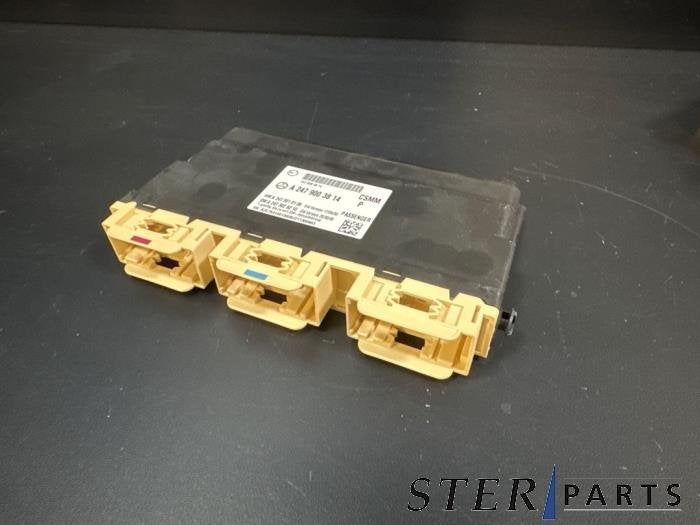 Ordinateur siège d'un Mercedes GLB-Klasse, 3 mois de garantie, Utilisé, -, -