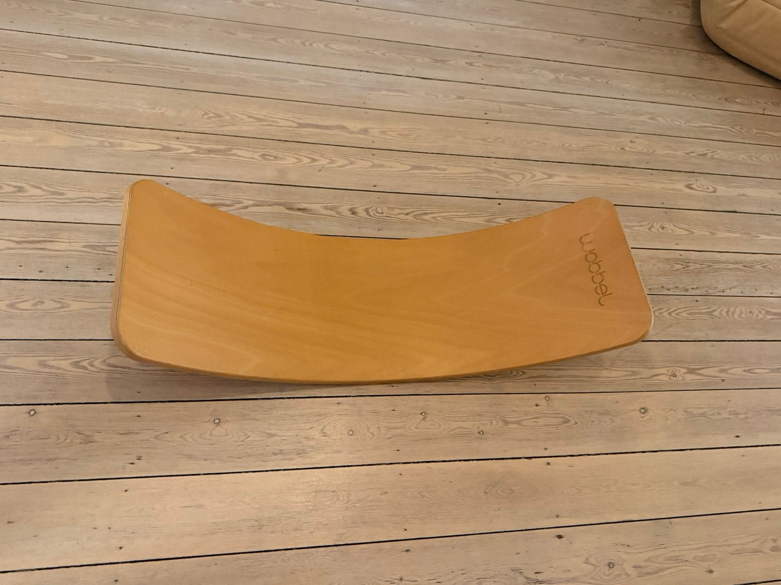 Originele Wobbel balance board met kurk, Enfants & Bébés, Jouets | Jouets en bois, Enlèvement, Comme neuf