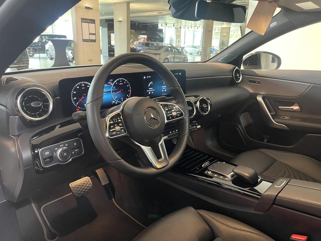Mercedes-Benz CLA-Klasse Shooting Brake 180 SB, 100 kW, Achat, Entreprise, Entretenue par le concessionnaire