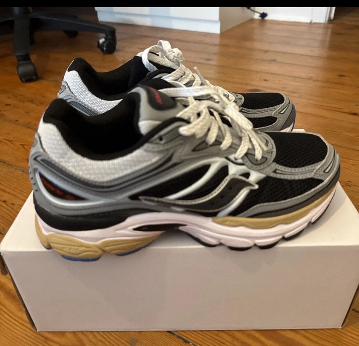 Saucony mand, Ophalen of Verzenden, Zo goed als nieuw, Saucony