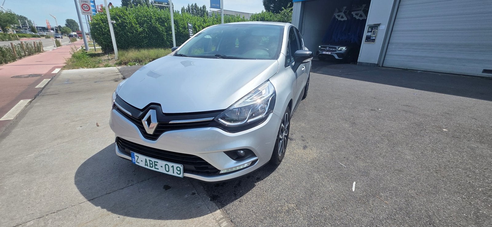 renault clio met tal van optie s zeer zuinige wagen, Voorwielaandrijving, Stof, 5 deurs, 3 cilinders