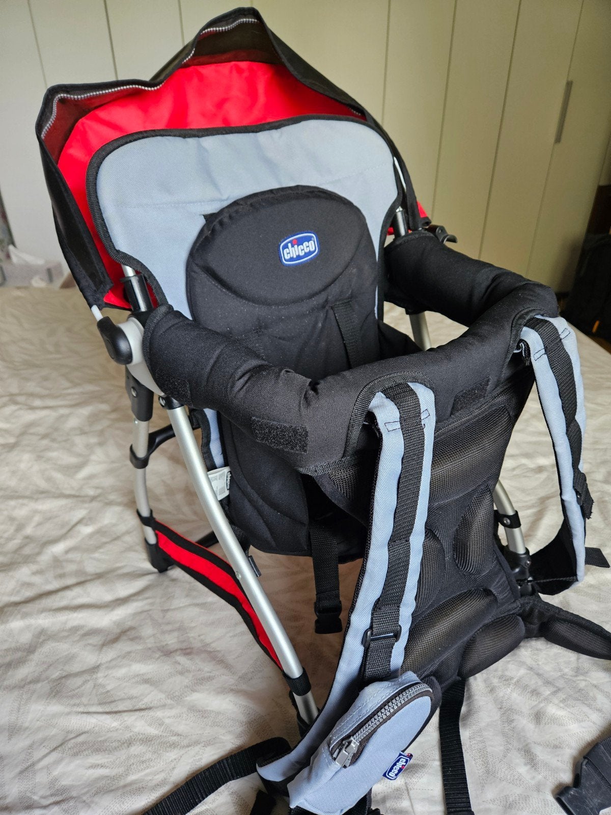 porte bébé Chicco Caddy, Enfants & Bébés, Porte-bébé, Comme neuf, Dos, Enlèvement