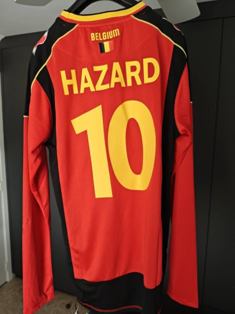 Shirt Eden Hazard 2012 maat L - lange mouw - nieuw met label, Ophalen of Verzenden, Nieuw, Shirt