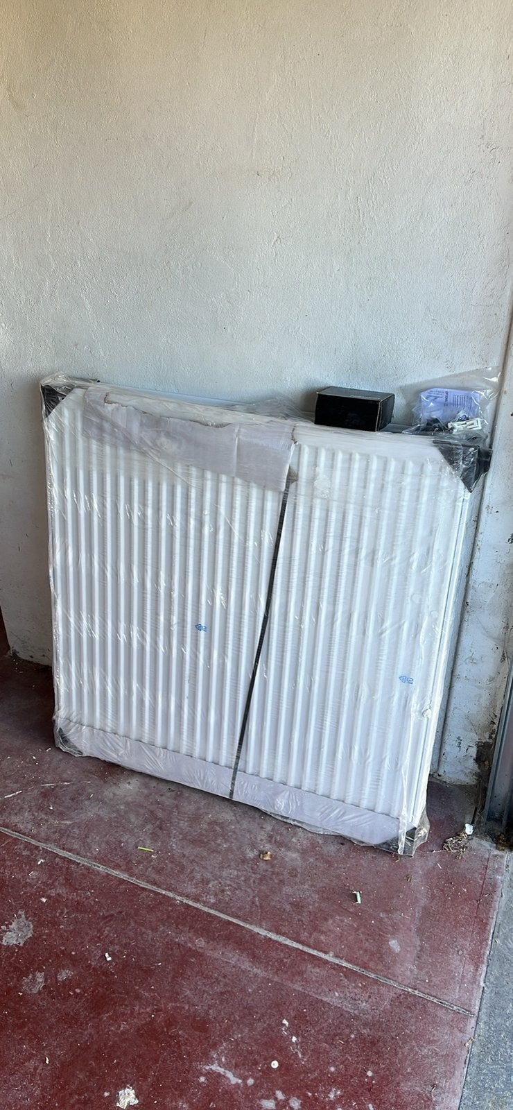 Radiateur hydro 90x90cm RADIK KORADO 100% neuf, Bricolage & Construction, Enlèvement, Neuf, Radiateur