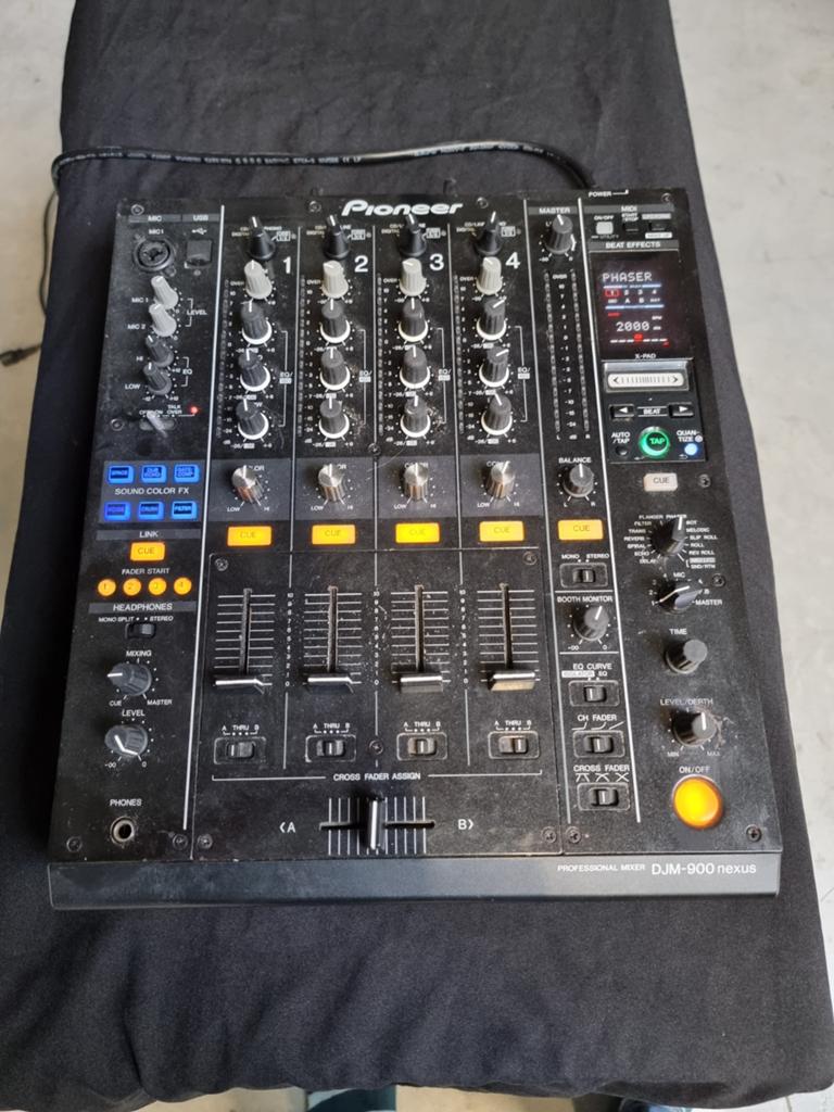 DJM 900 Nexus, Ophalen