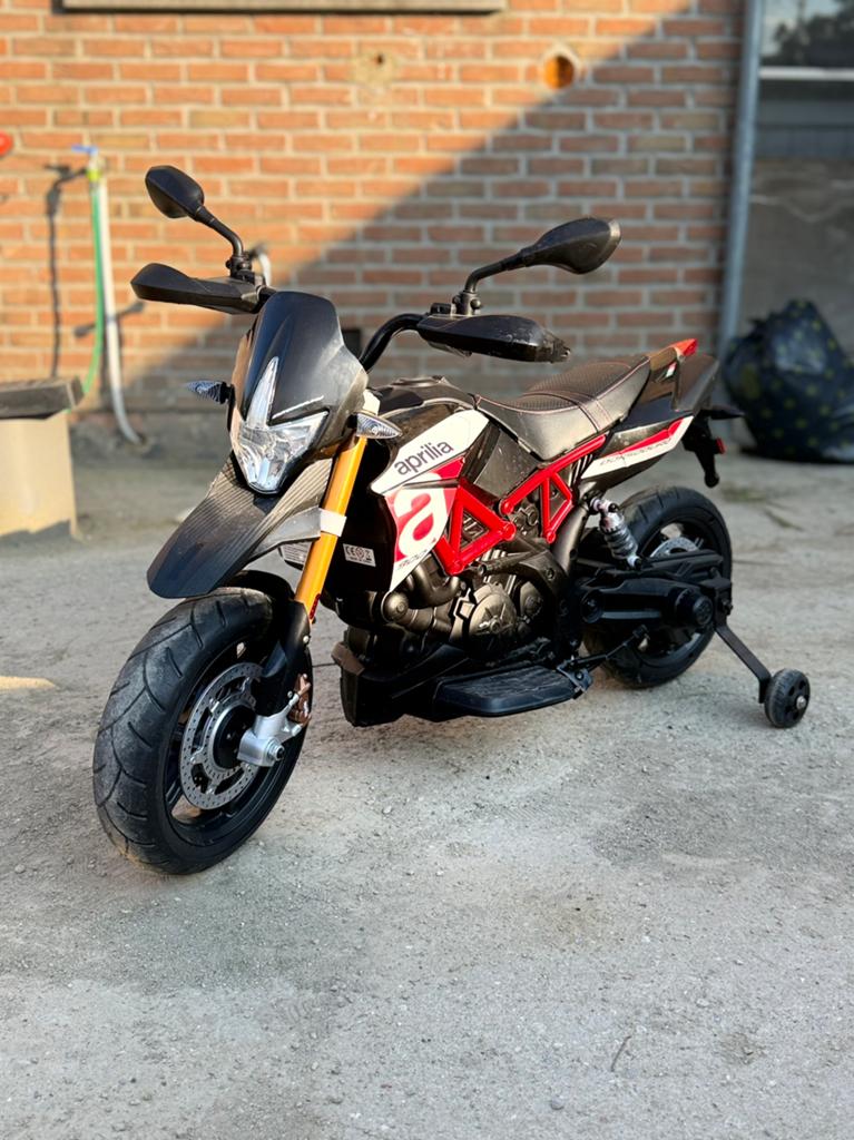 Kindermoto, Fietsen en Brommers, Ophalen, Zo goed als nieuw