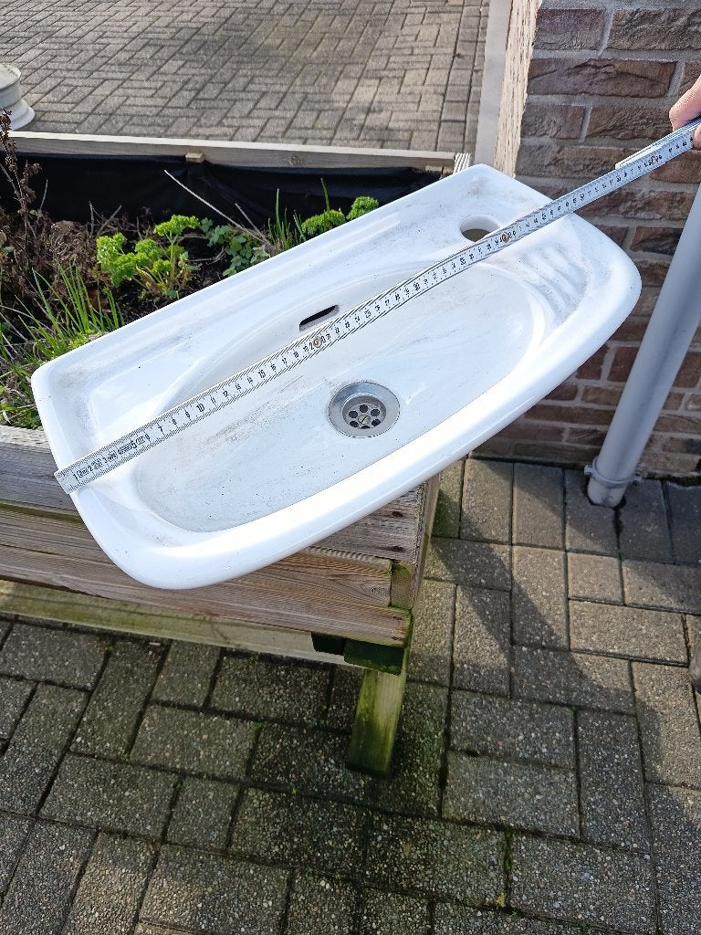 wastafel klein poselein, Doe-het-zelf en Bouw, Ophalen, Gebruikt, Steen, Wastafel