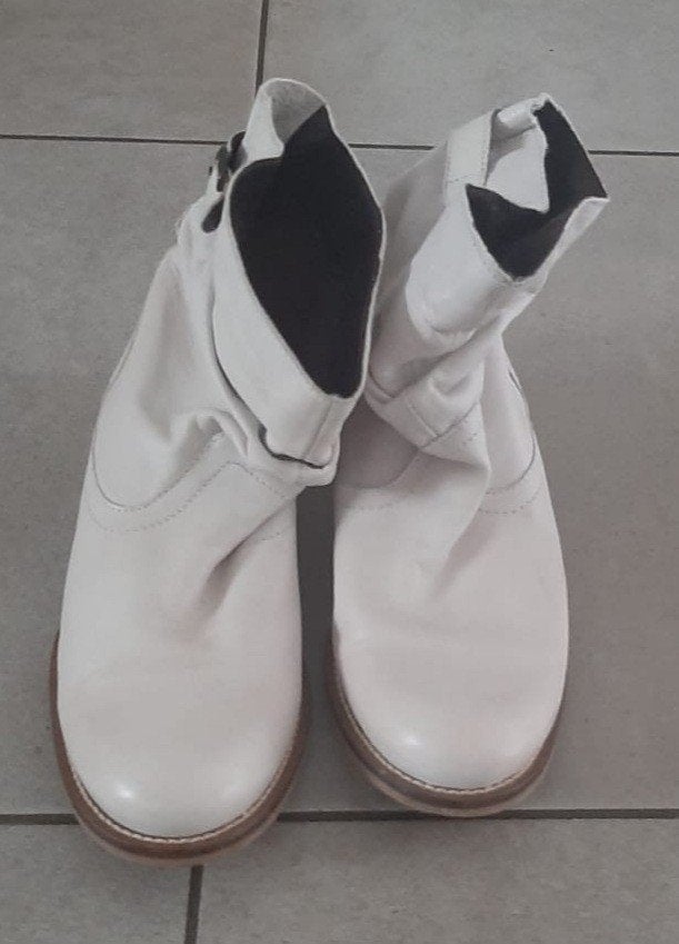 Witte/crèmekleurige damesschoenen maat 39, weinig gedragen, Ophalen, Wit