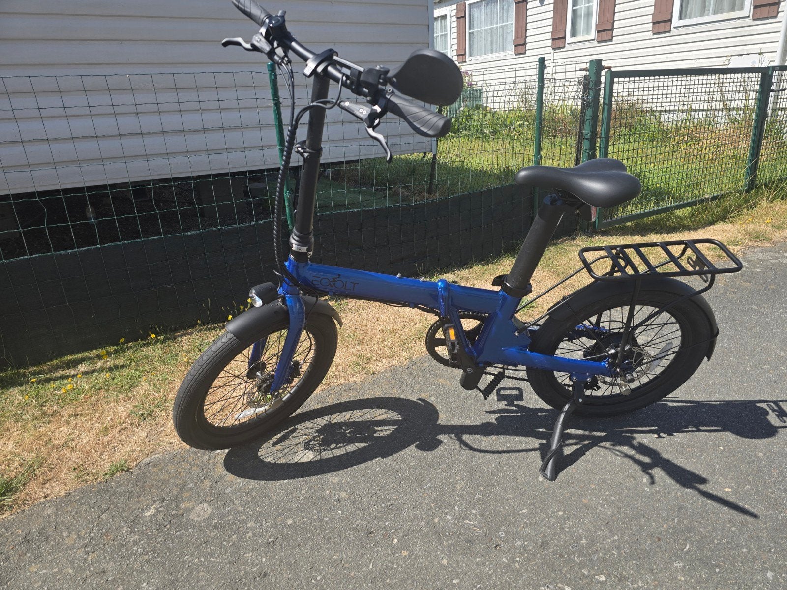velo electrique pliable eovolt de 2023 plus accessoirs, Enlèvement
