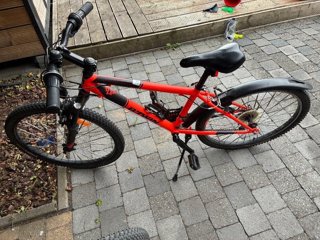 Jongensfiets rockrider 500 24 inch, Fietsen en Brommers, Ophalen, Rockrider (Decathlon), Handrem, Gebruikt
