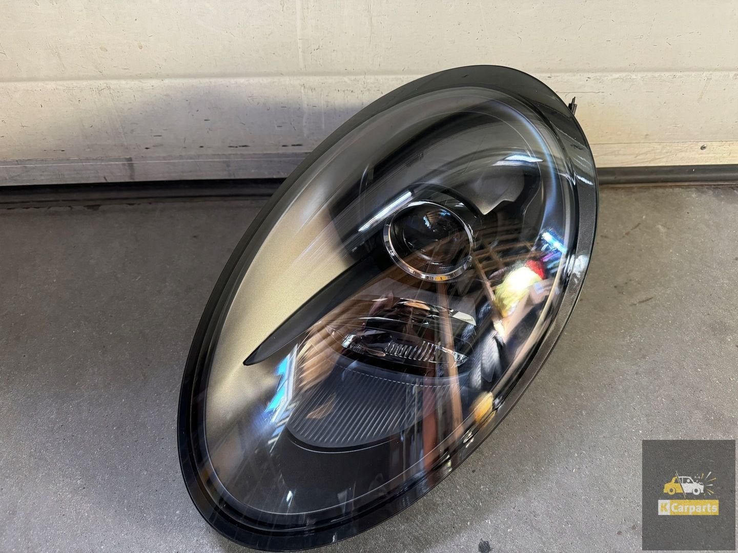991.631.993.00, Porsche 911 991 x non gauche GTS Torsion, Porscheplatz 1
70435  Stuttgart, DE, Porsche, Info@porsche.de, Utilisé