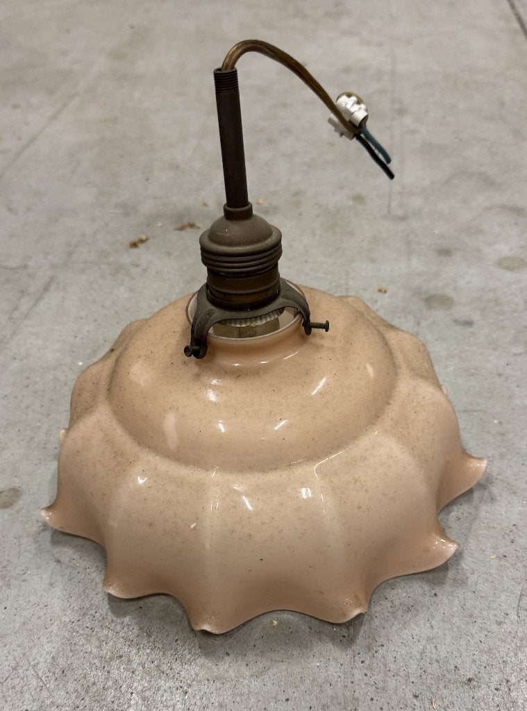 Vintage roze opaline hanglamp, Antiek en Kunst, Antiek | Verlichting, Ophalen