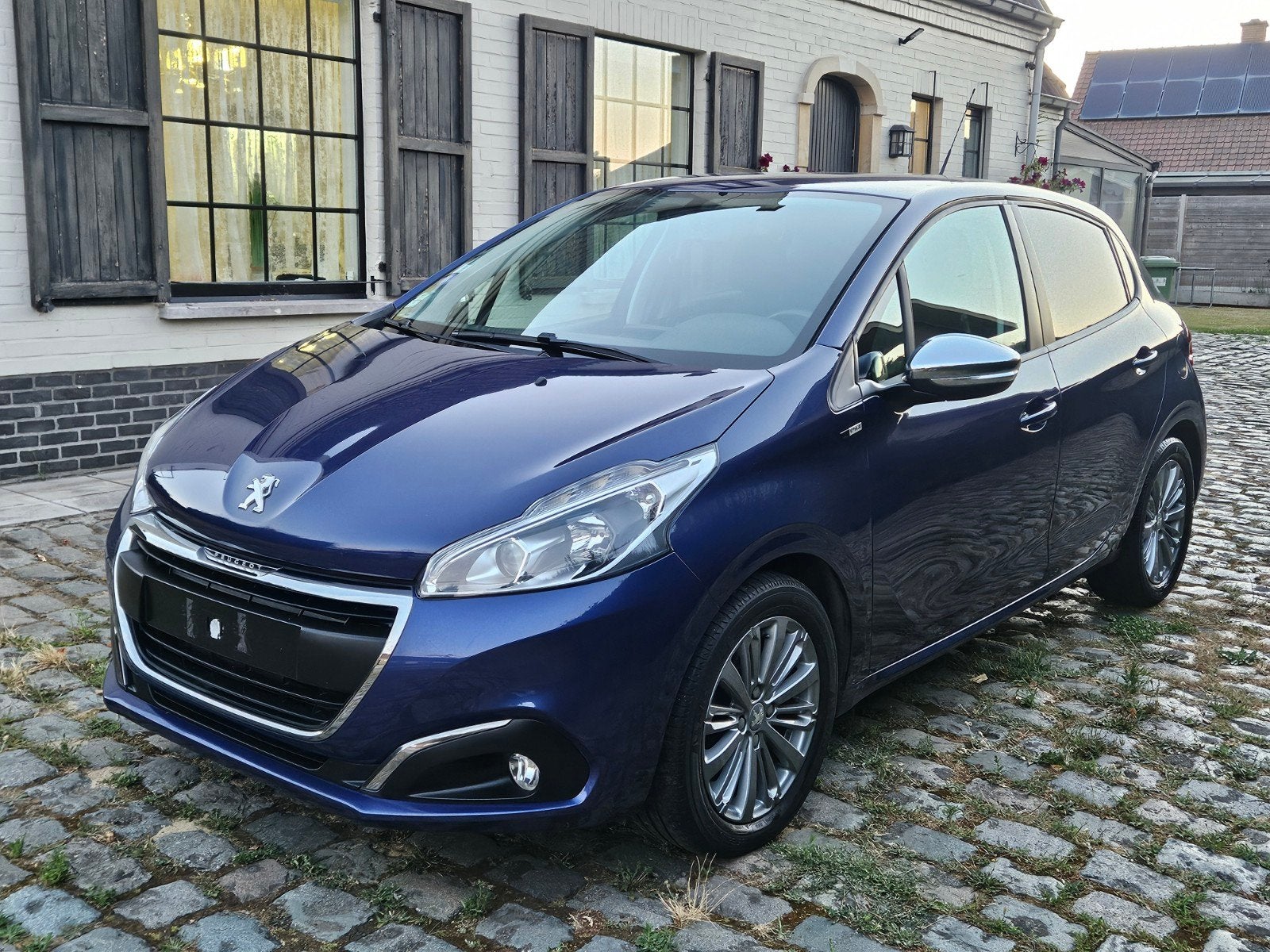 PEUGEOT 208 1.2 benzine/2017/95.000km/Euro 6/ GEKEURD, Auto's, Euro 6, Handgeschakeld, Particulier, Onderhoudsboekje