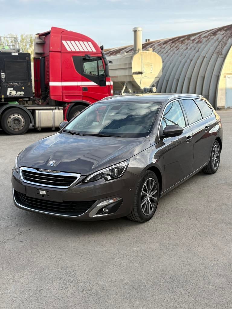 PEUGEOT 308 1.2i ESSENCE LED / CAMÉRA, Auto's, Peugeot, Zwart, Bruin, 5 deurs, Particulier