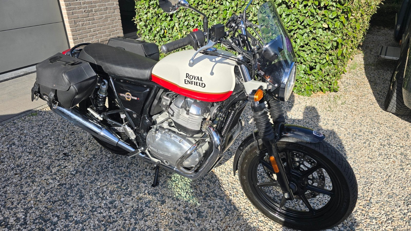 Royal Enfield Interseptor 650, Motoren, Handvatverwarming, 2 cilinders, Gebruikt, Particulier