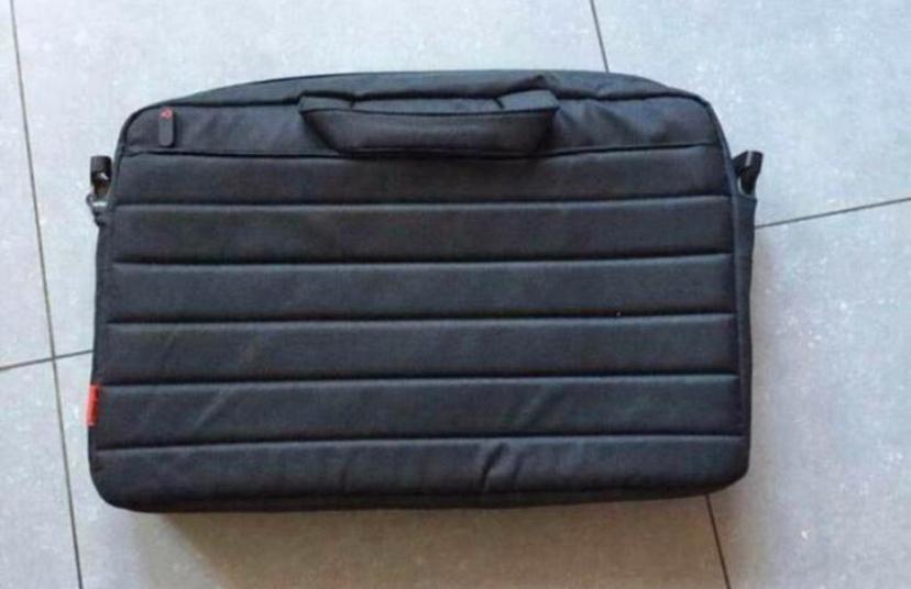 Sac de transport pour ordinateur de 17” neuf, Ophalen, Nieuw