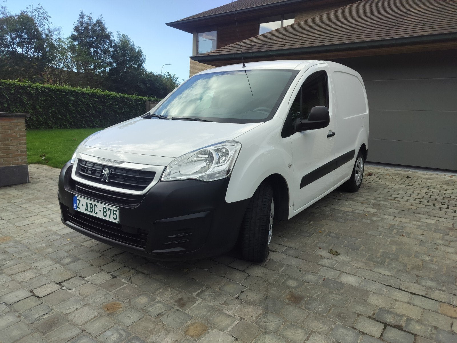 Peugeot Partner 09/2018 • 46800KM • Lichte Vr. • 1J garantie, Stof, 1600 cc, Wit, Particulier