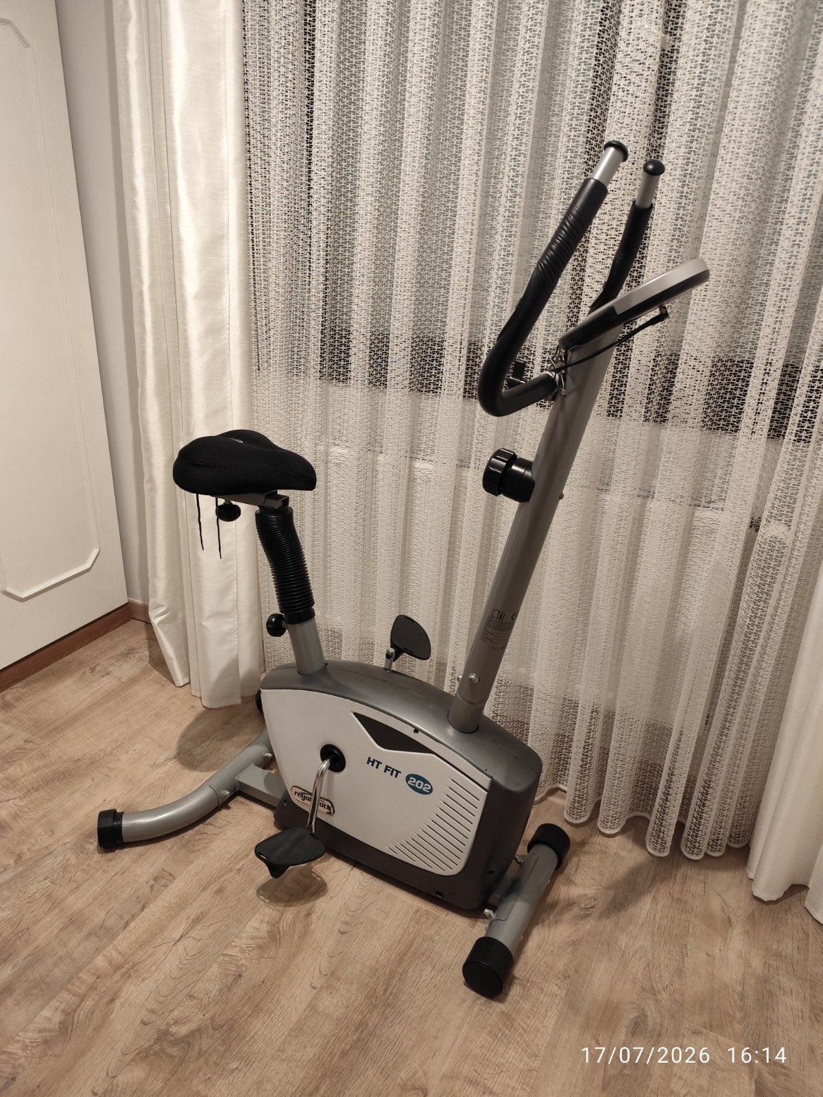 Vélo d'appartement HT FIT 202, Enlèvement, Vélo d'appartement