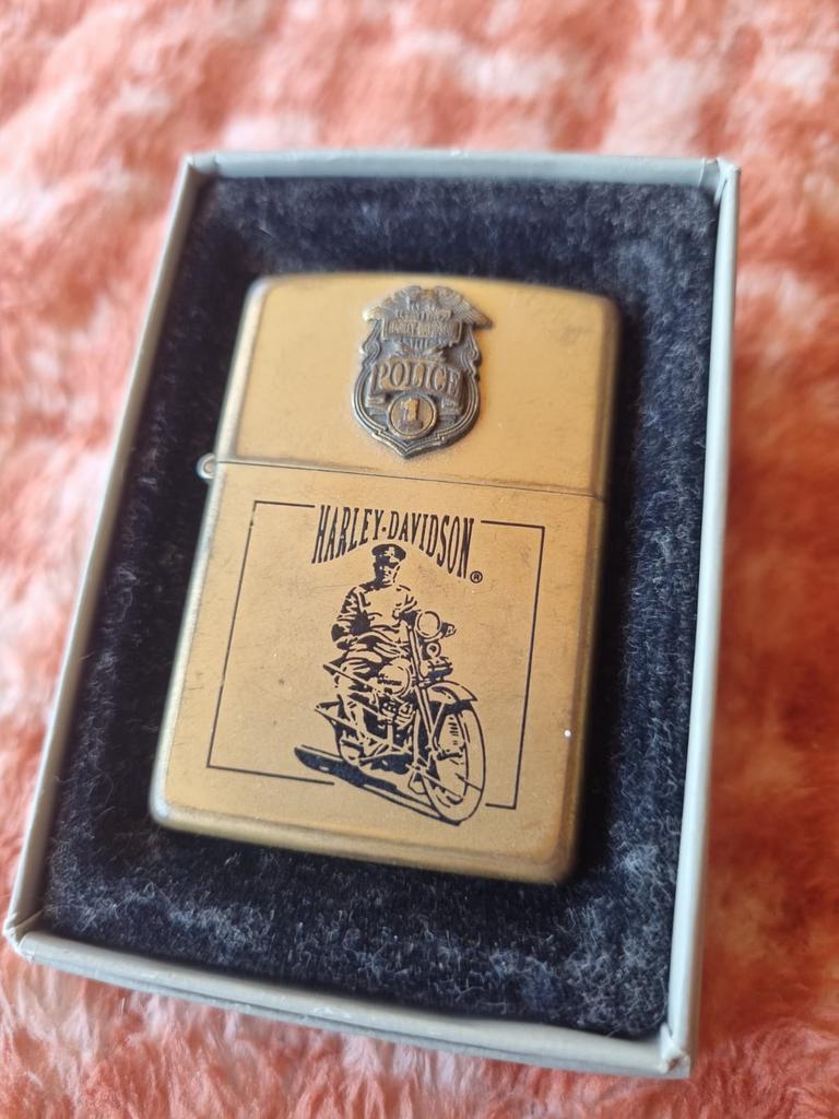Zippo Harley Davidson Police 1994, Verzamelen, Verzenden, Zo goed als nieuw, Aansteker