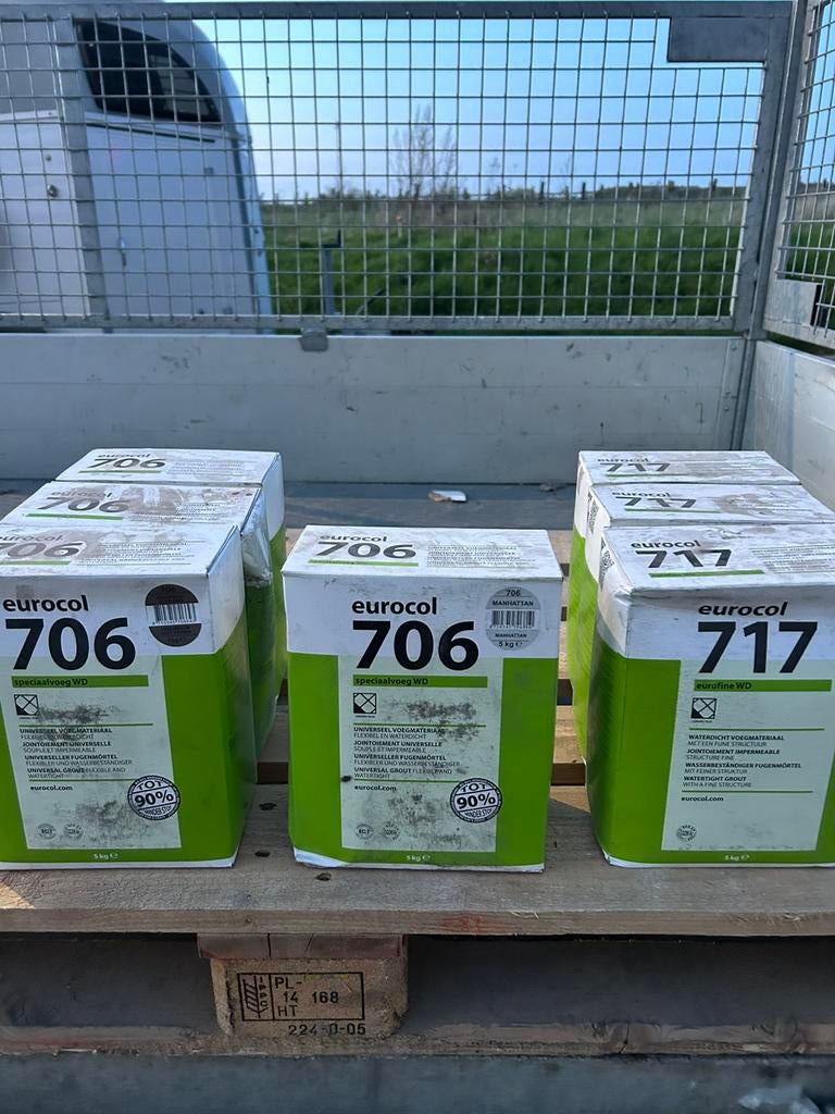 Joint carrelage Eurocol 706 717 5kg plusieurs disponibles, Enlèvement, Comme neuf