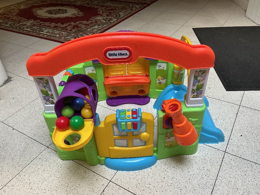 Speelhuisje litlle tike, Ophalen, Zo goed als nieuw, Plastic