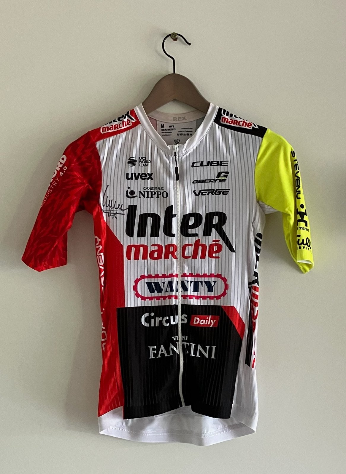 Wielershirt Intermarché-Wanty gesigneerd Laurenz Rex, Fietsen en Brommers, Ophalen of Verzenden, Nieuw