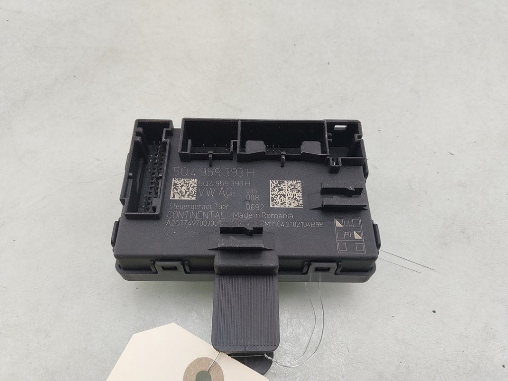 COMPUTER CENTRALE VERGRENDELING Caddy Cargo V (SBA / SBH), Gebruikt, Volkswagen, Continental AG, Continental-Plaza 1
30175  Hannover, DE