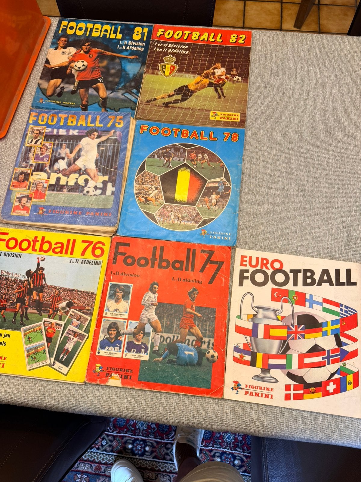 Verschillende Panini voetbalalbums jaren ‘70 en ‘80, Enlèvement ou Envoi