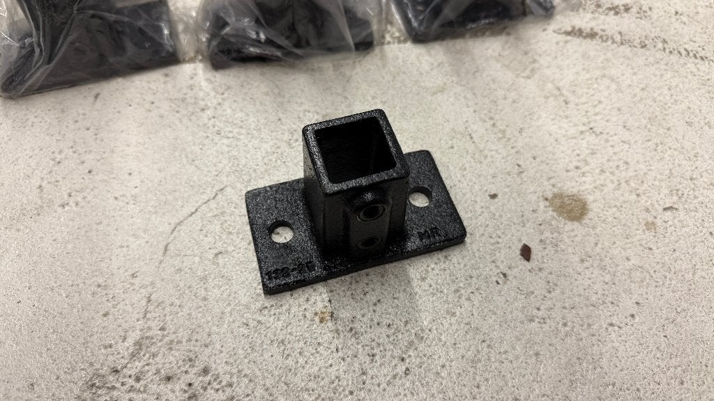 Zwarte voetplaten steigerbuis 40x40 (22 stuks), Ophalen, Nieuw, Minder dan 50 mm, Overige typen