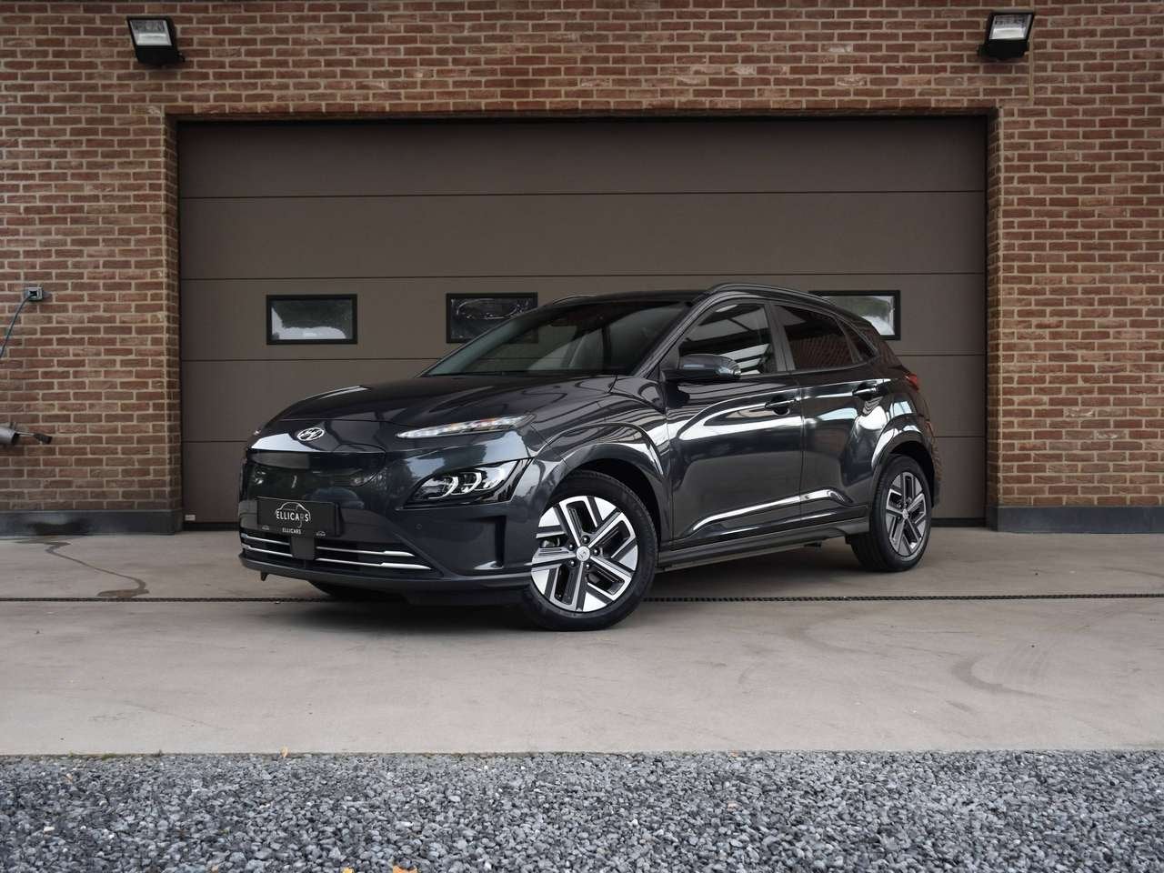 Hyundai Kona 64 KWH SOH 100% / SKY / CARPLAY / HUD / KRELL, Auto's, Zwart, Adaptive Cruise Control, 0 kg, 5 zetels