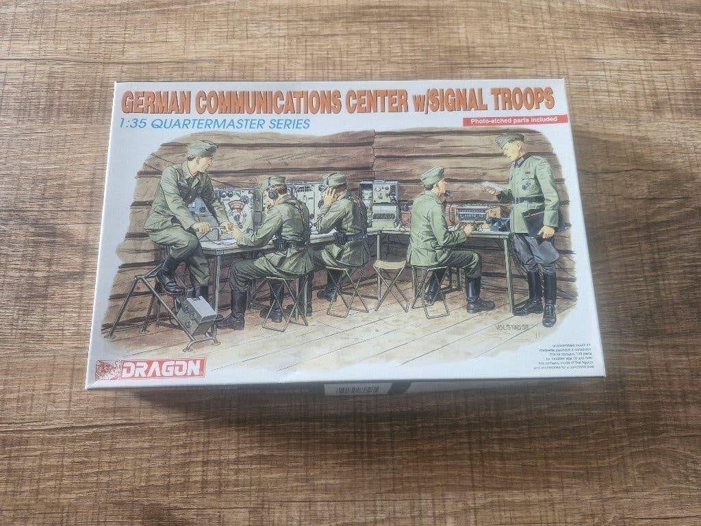 Dragon 1/35 German Communications Center w/Signal Troops, Ophalen of Verzenden, Nieuw, 1:35 tot 1:50, Figuur of Figuren