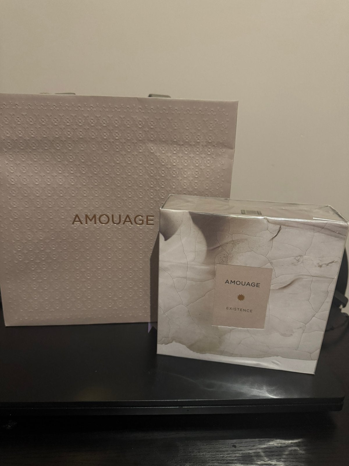 Amouage parfum, ISDIN, Handtassen en Accessoires, Uiterlijk | Parfum, Ophalen of Verzenden, Nieuw