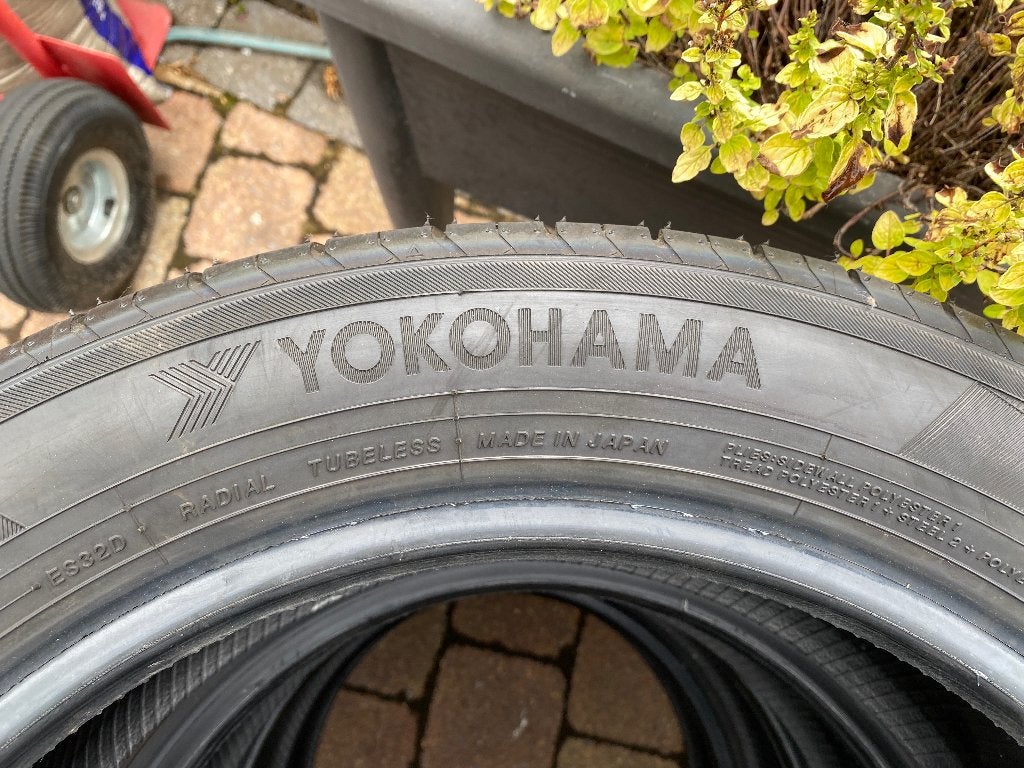 4 X 185/55 R16 YOKOHAMA ** SHOWROOMBANDEN **, Ophalen, 16 inch, Nieuw, 185 mm