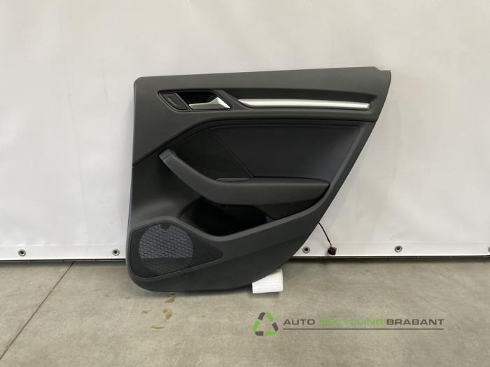 Revêtement portière 4portes arrière droite d'un Audi A3, Autos : Pièces & Accessoires, -, 3 mois de garantie, Utilisé, -