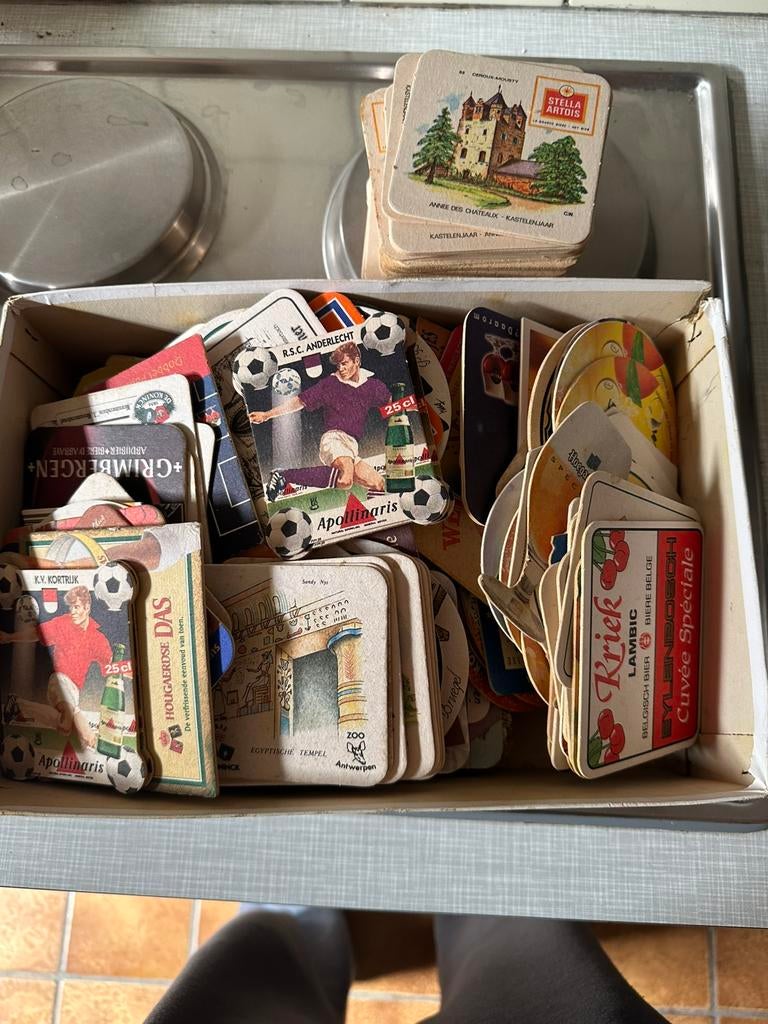 Bierkaartjes, Ophalen