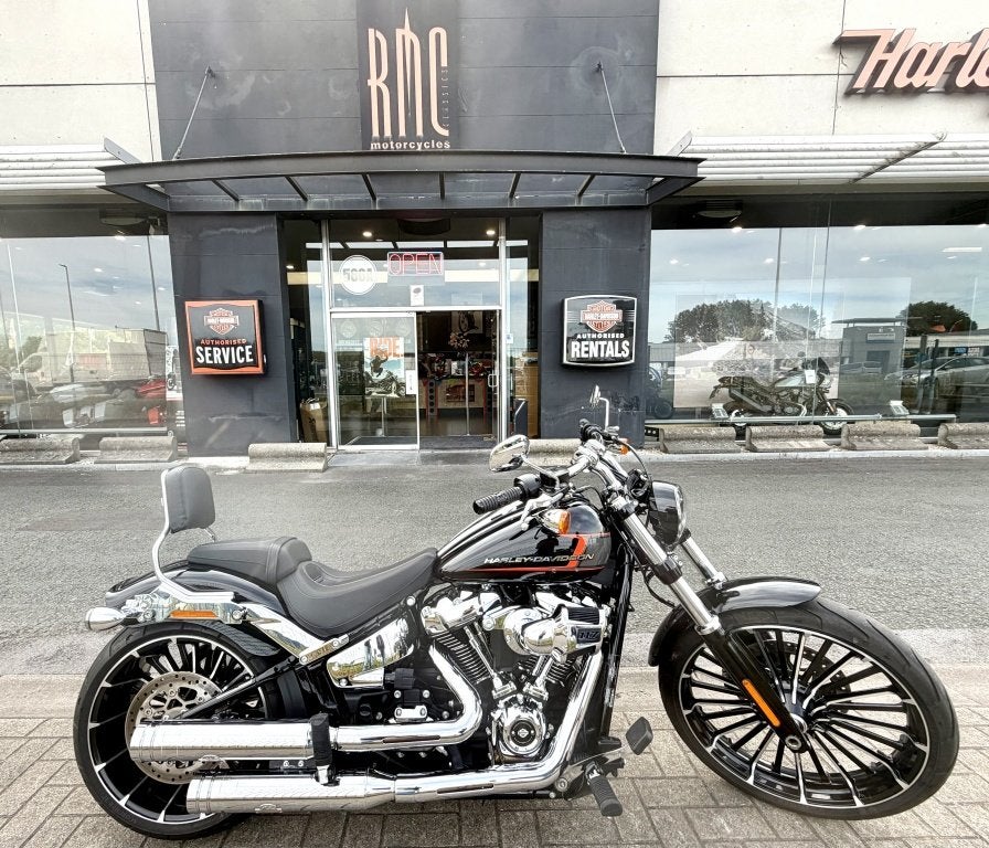 Harley-Davidson Cruiser SOFTAIL - BREAKOUT 117, Motos, Occasion, 1923 cm³, Autre, Manuelle