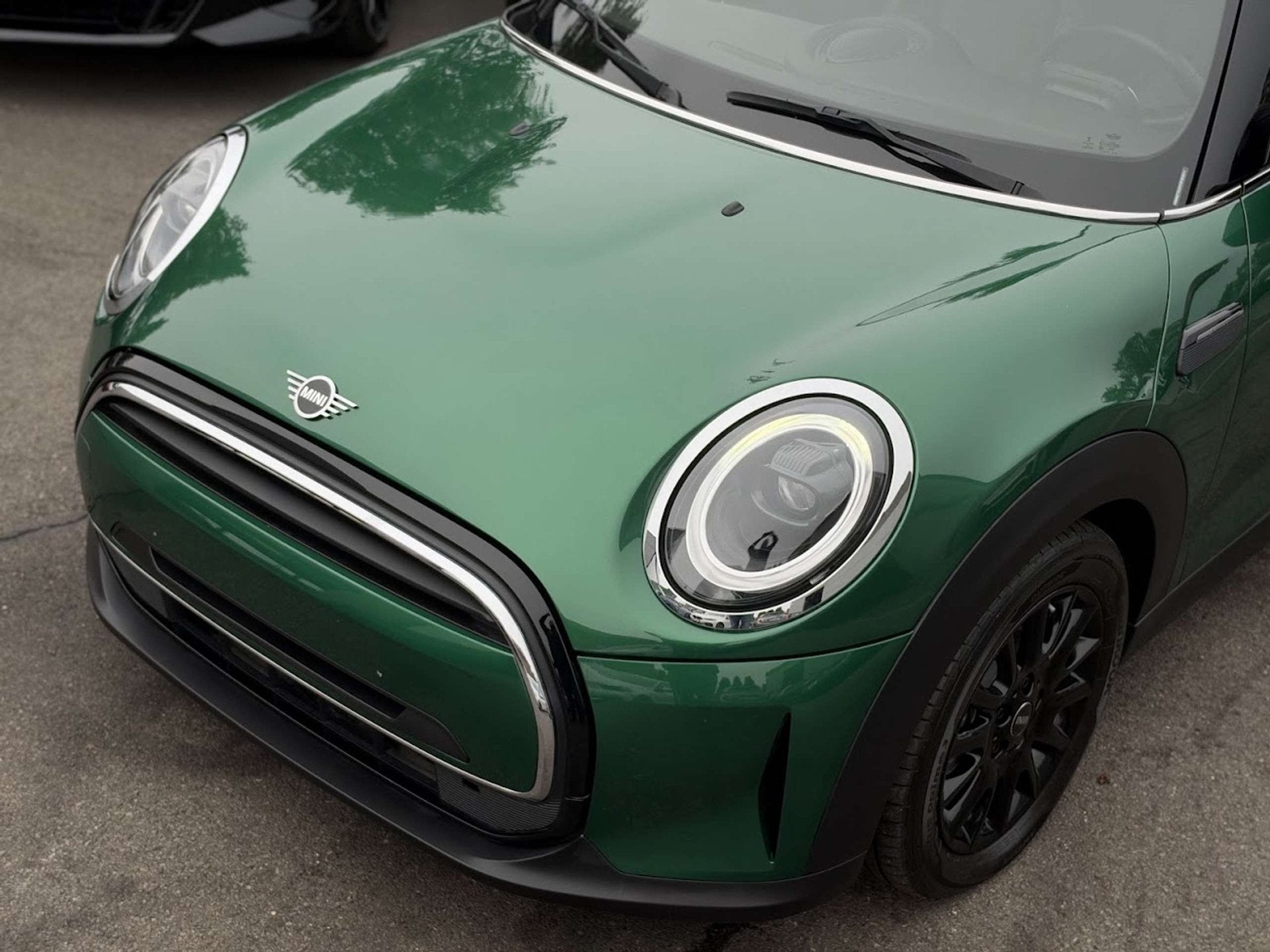 MINI Cooper Cabrio AUTOMAAT // CAMERA / CARPLAY / VERW ZETEL, 4 zetels, Gebruikt, Cabriolet, 136 pk