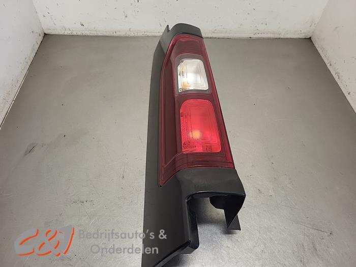 Achterlicht links van een Renault Trafic, Auto-onderdelen, Gebruikt, -, Renault, -